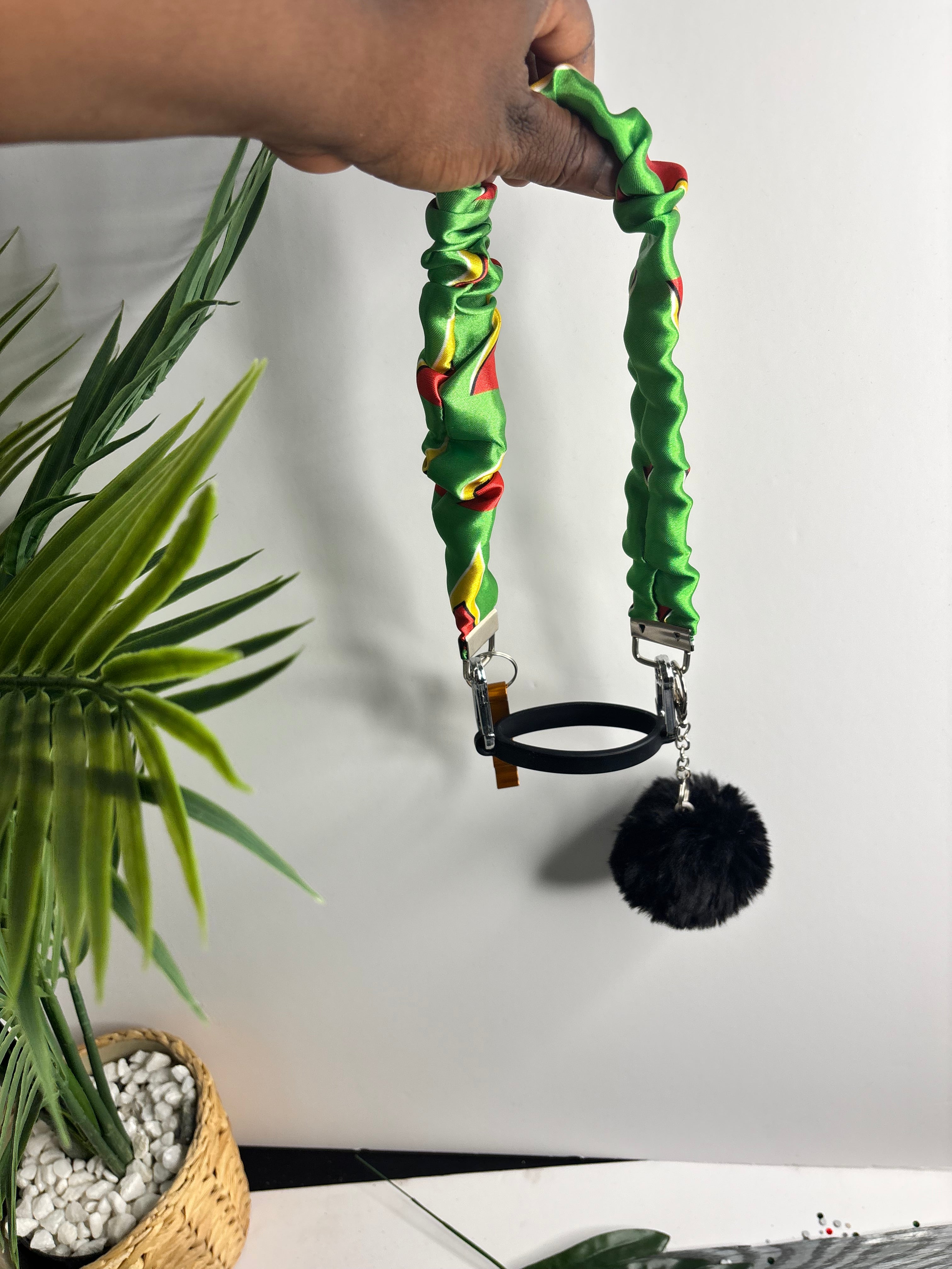 FLAG BOTTLE CARRIER