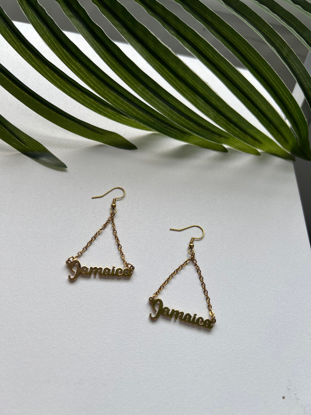 JAMAICA HANGER EARRINGS