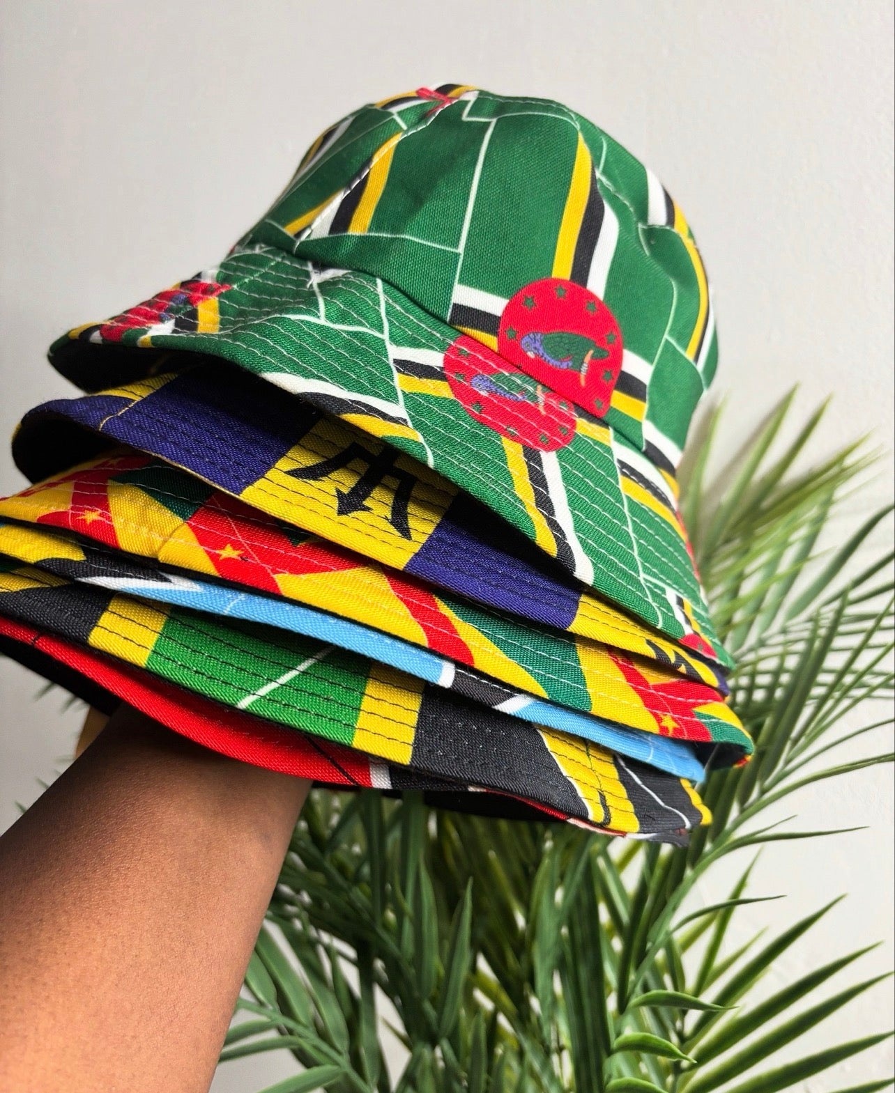 FLAG BUCKET HAT
