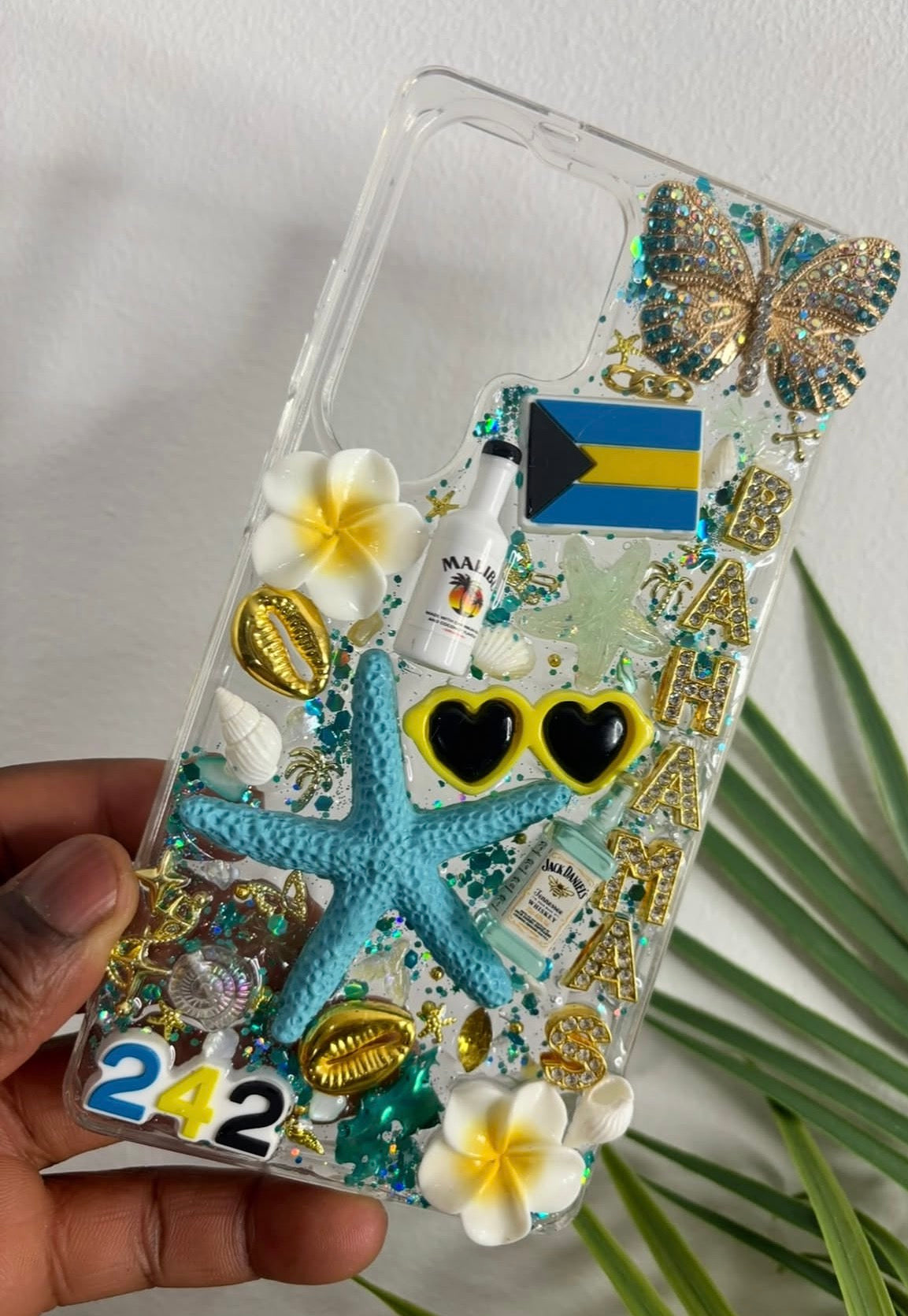 IPHONE 16 PRO VYBZ KARTEL JUNK CASE