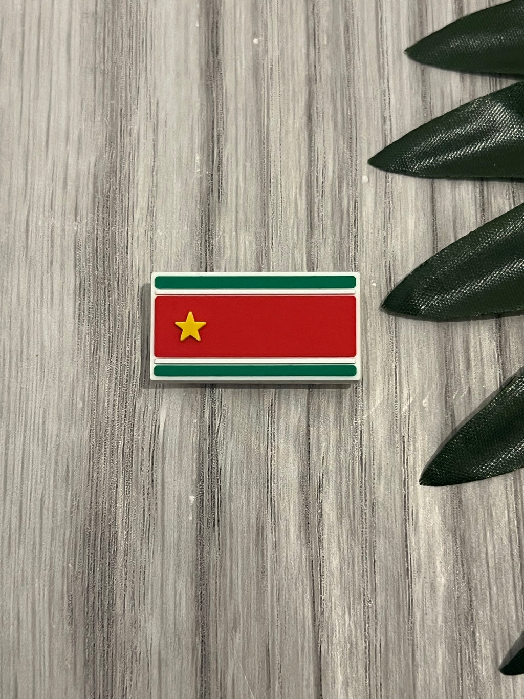 GUADELOUPE CROC CHARM