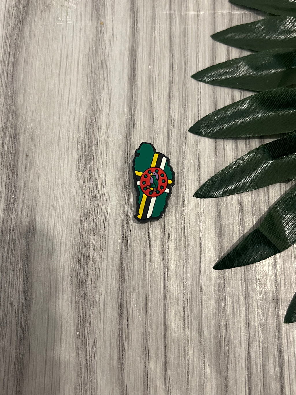 DOMINICA MAP CROC CHARM