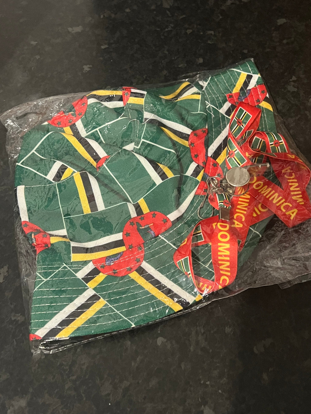 DOMINICA MINI BUNDLE